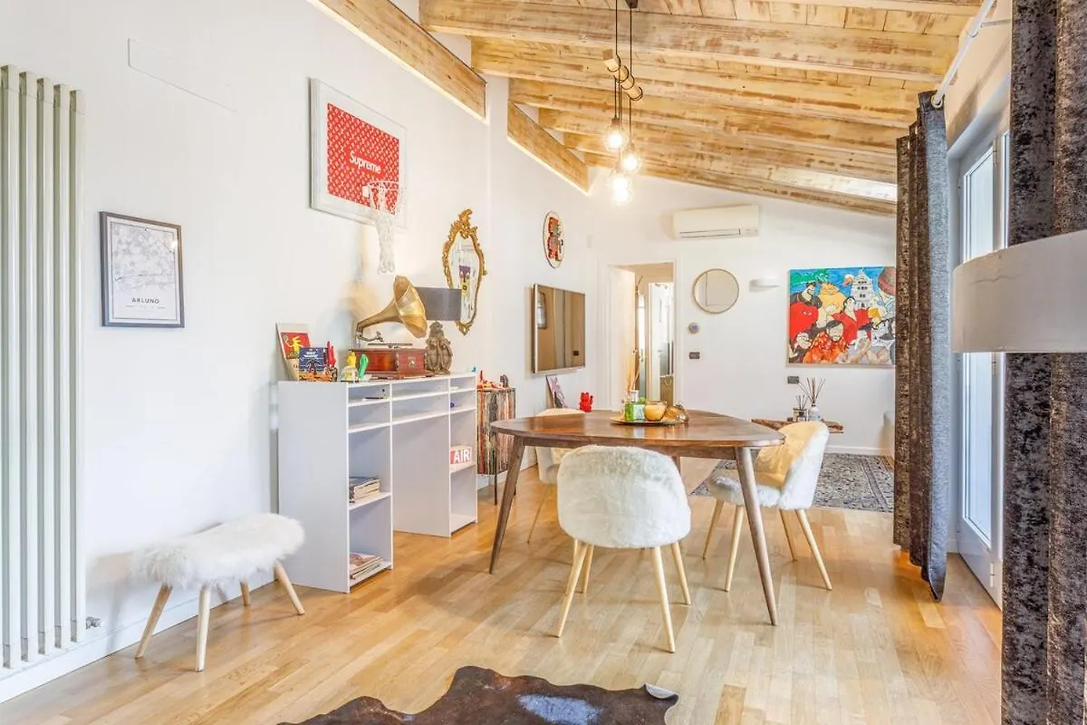 Unconventional Bnb Near Linate - Supreme Meme Loft Milan